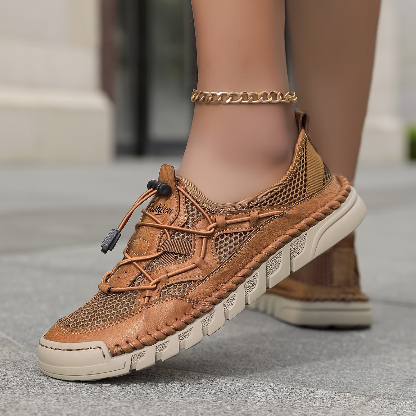 ELARA™ – Der atmungsaktive Komfortschuh