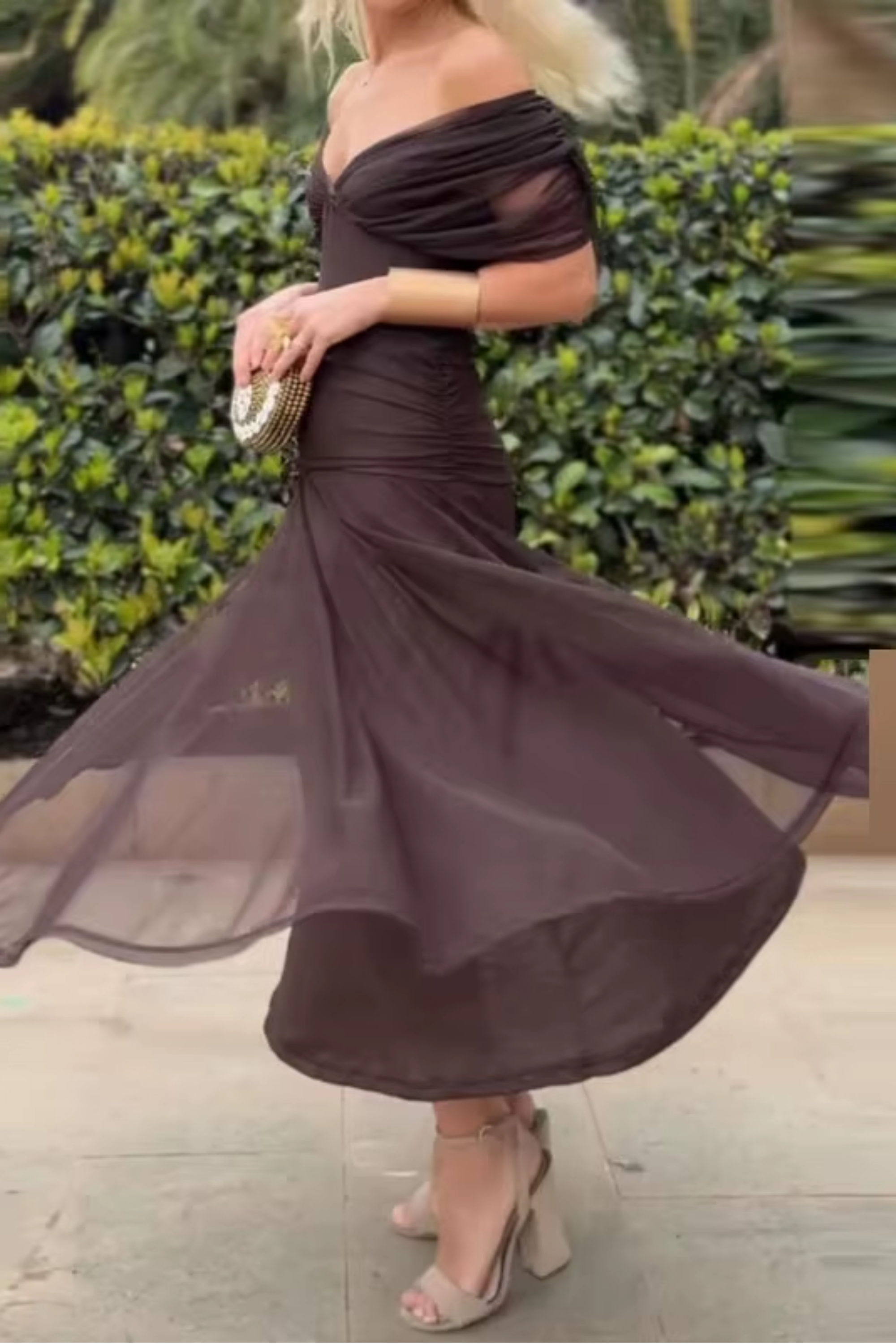 Louise | Elegantes Festliches Maxikleid mit V-Ausschnitt