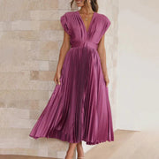 Zeitloses plissiertes Midikleid