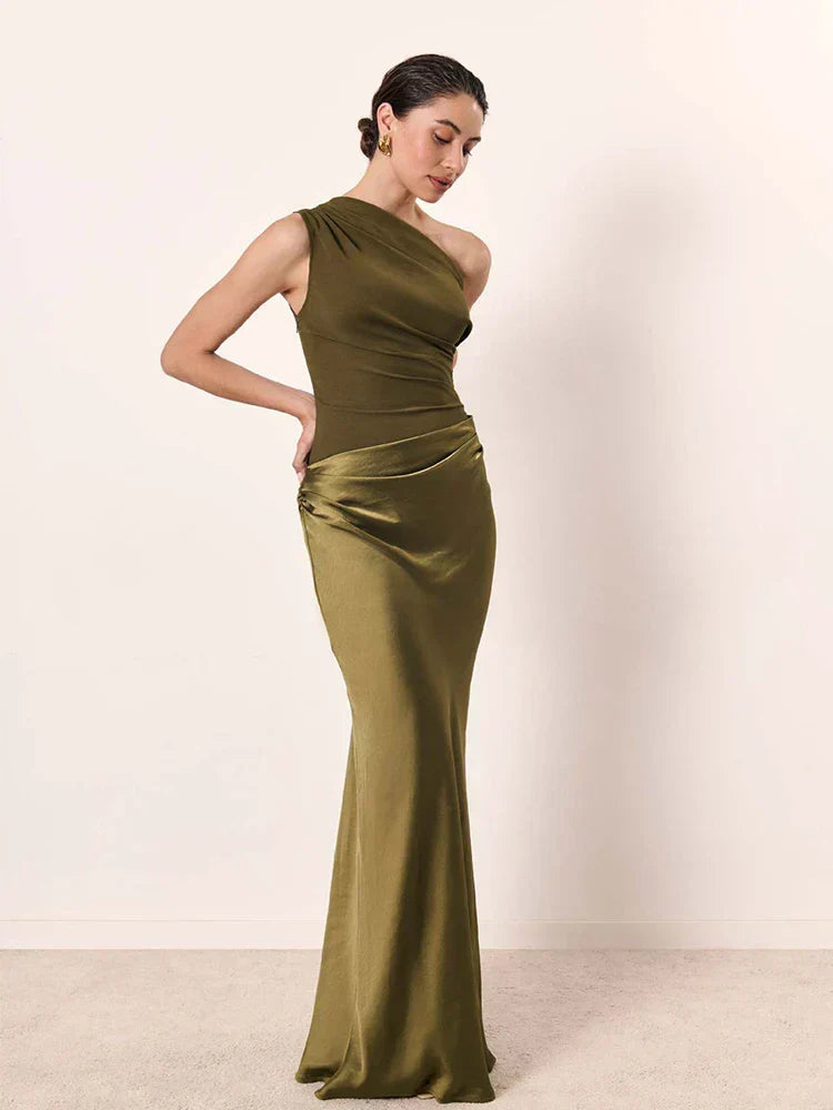 Sophia | Maxikleid mit einer Schuld in Satin