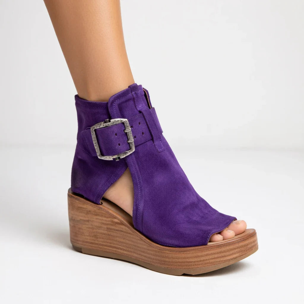 Luisa - Moderne & komfortable Ankle Boots mit offenem Keilabsatz