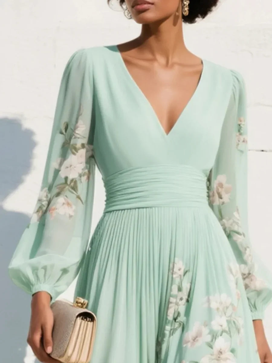 Mintgrünes, plissiertes Chiffon-Maxikleid mit Blumenmuster