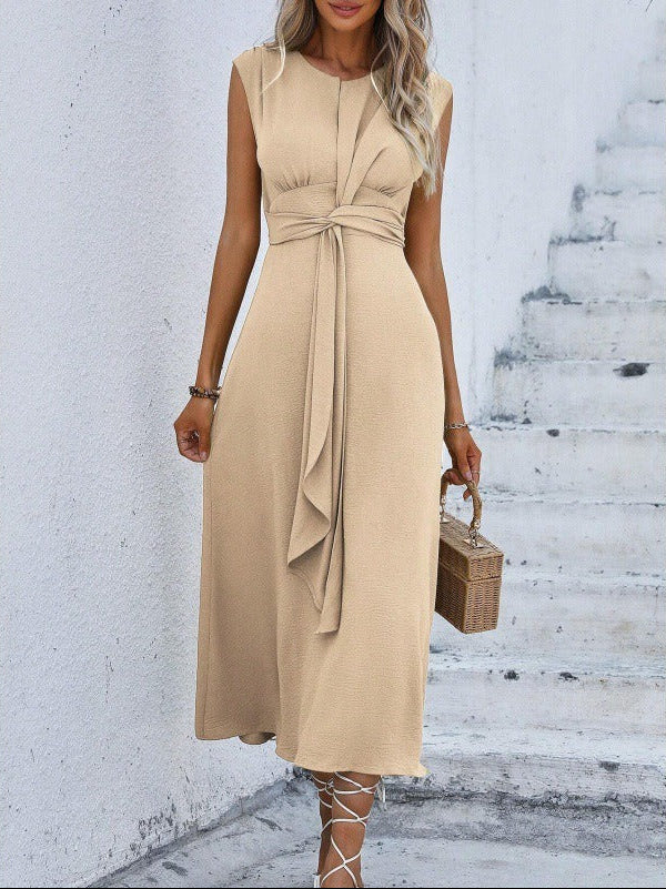 Eva – Elegantes ärmelloses Kleid mit verstellbarem Gürtel