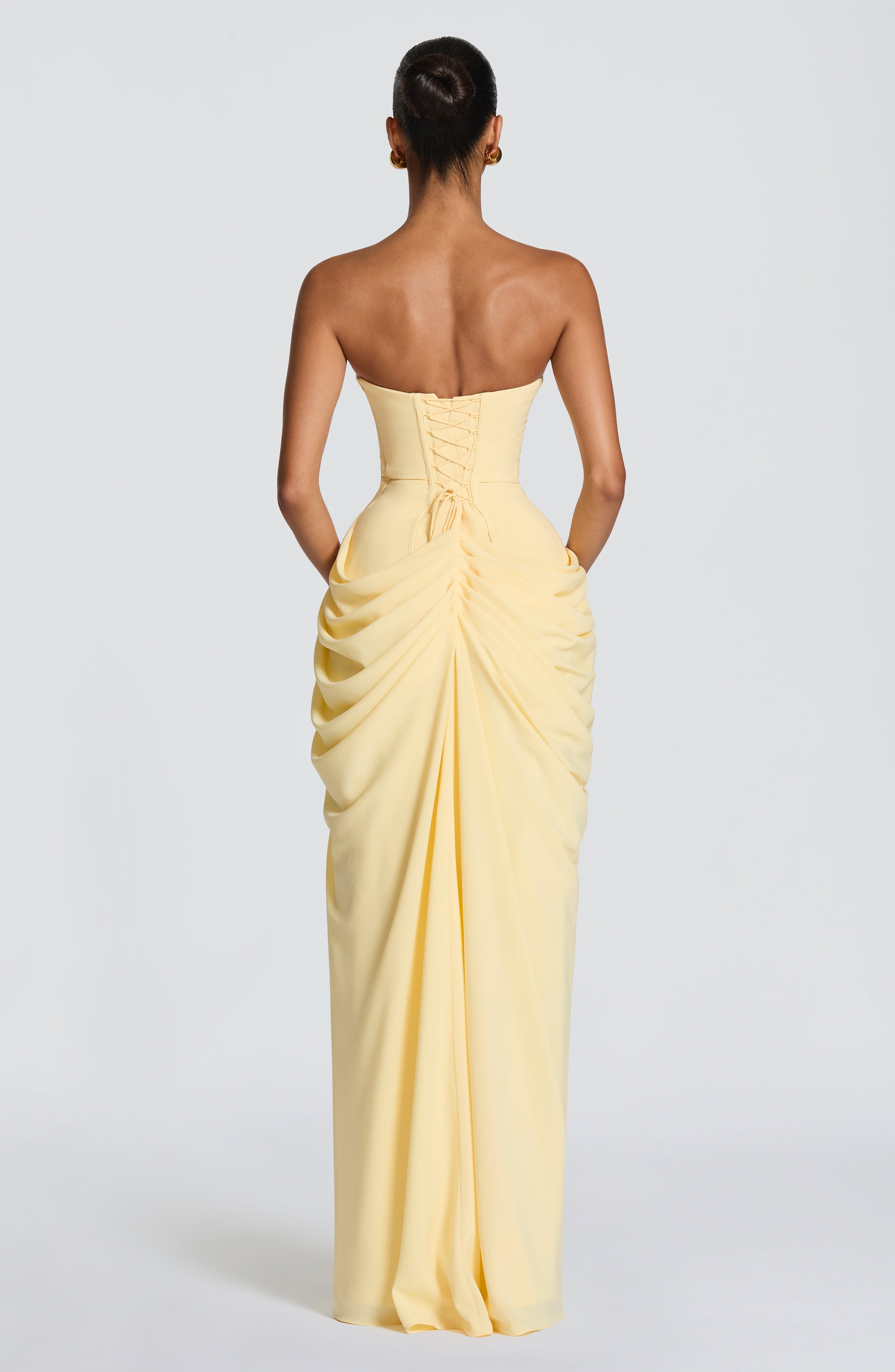 Lola™ Kleid | Skulpturale Eleganz, die Ihre Figur betont