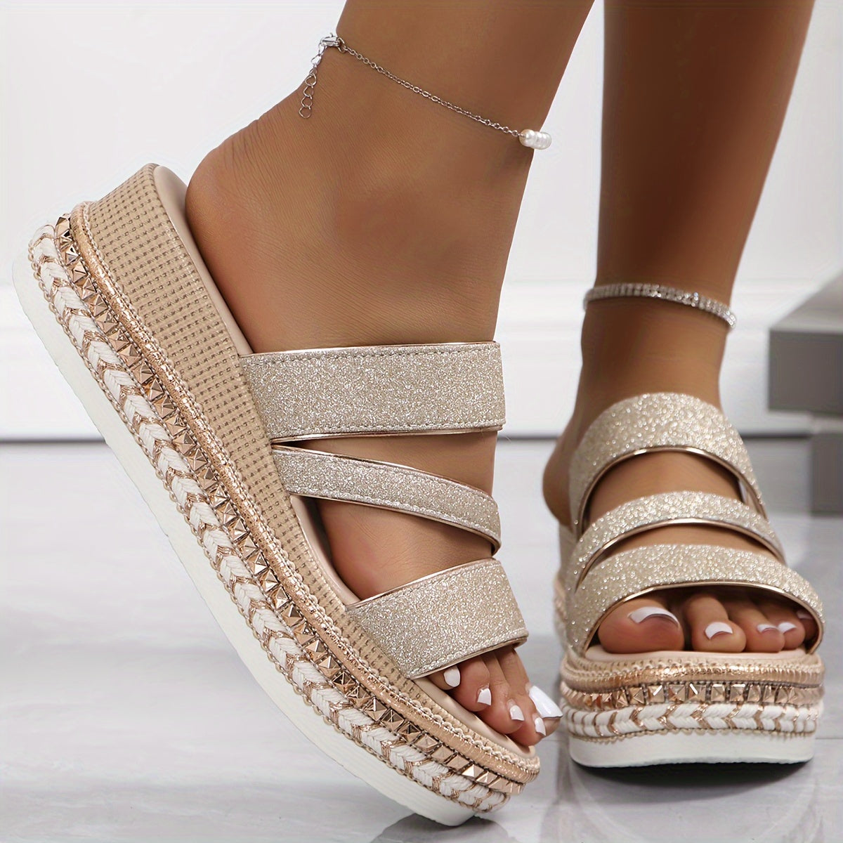 Layla | Bequeme Keilsandalen