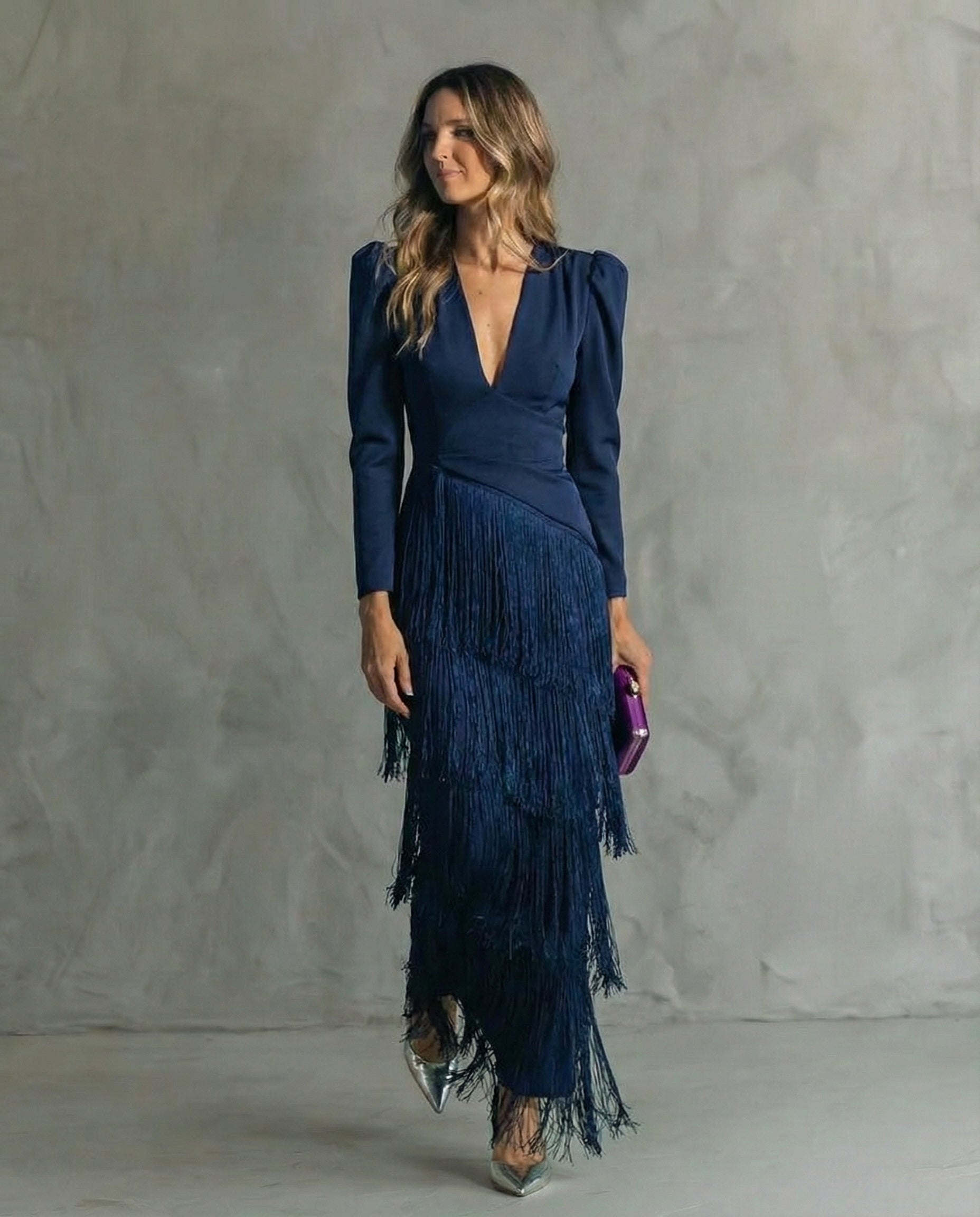 Clara - Elegantes Kleid mit Fransenärmeln
