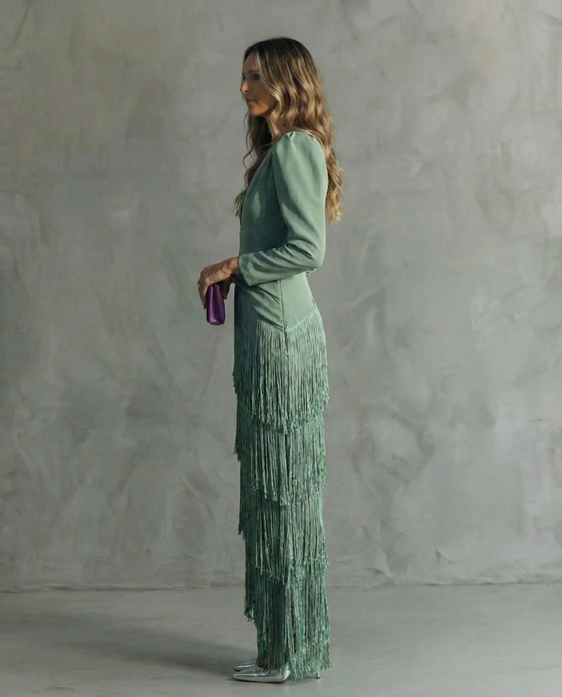 Clara - Elegantes Kleid mit Fransenärmeln